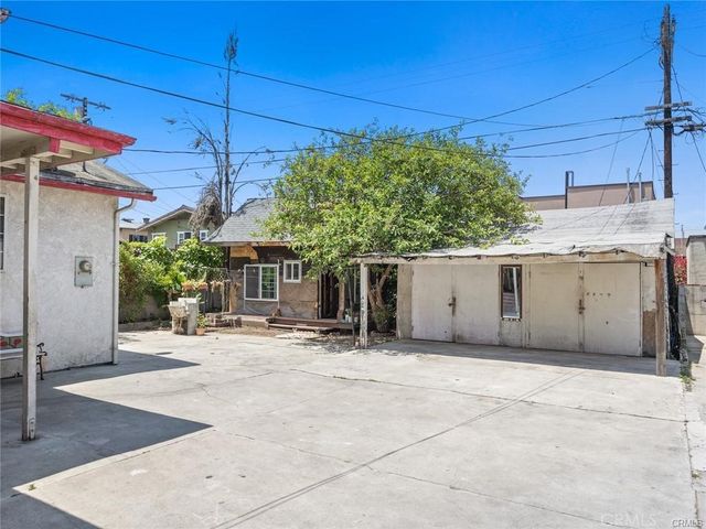 2921 Kenwood Avenue, Los Angeles, CA 90007