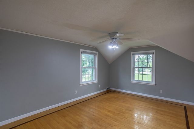 435 61st Street, Des Moines, IA 50312