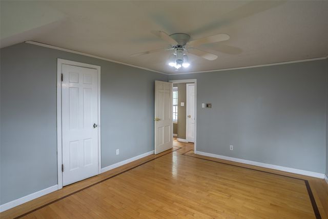 435 61st Street, Des Moines, IA 50312