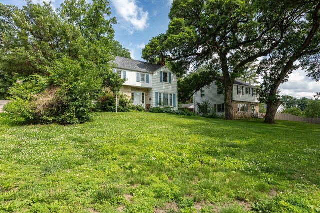 435 61st Street, Des Moines, IA 50312