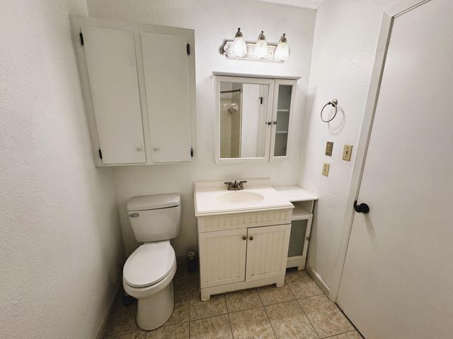 311 Lake St, New Llano, LA 71461