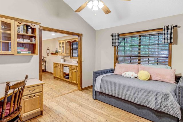 143 Winding Trail, Holly Lake Ranch, TX 75765