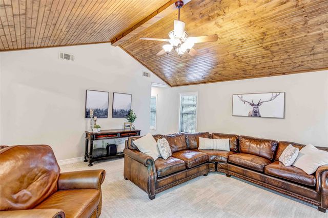 143 Winding Trail, Holly Lake Ranch, TX 75765
