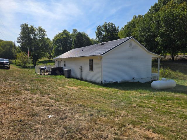 175 Waterworks Road, Winchester, KY 40391