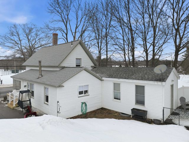 47 Carroll Street, Pittsfield, NH 03263