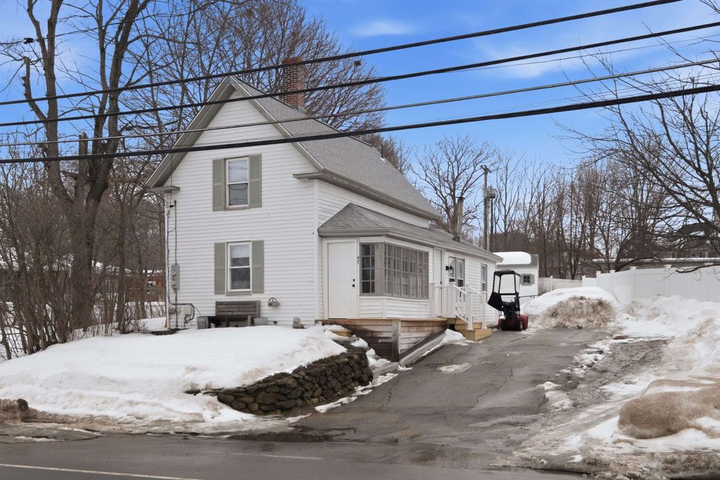 47 Carroll Street, Pittsfield, NH 03263