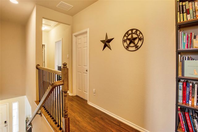 2105 Town Centre DR 48, Round Rock, TX 78664