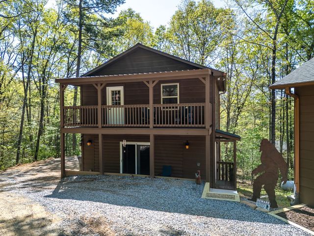 240 Amandas Way, Murphy, NC 28906