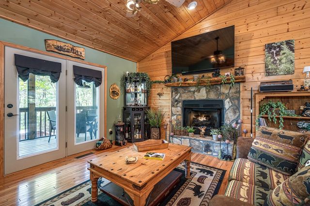240 Amandas Way, Murphy, NC 28906