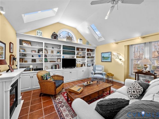 11811 S Downs Dr, Henrico, VA 23238