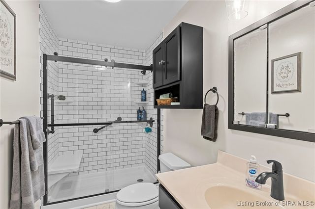 10605 W SR 56, Lexington, IN 47138