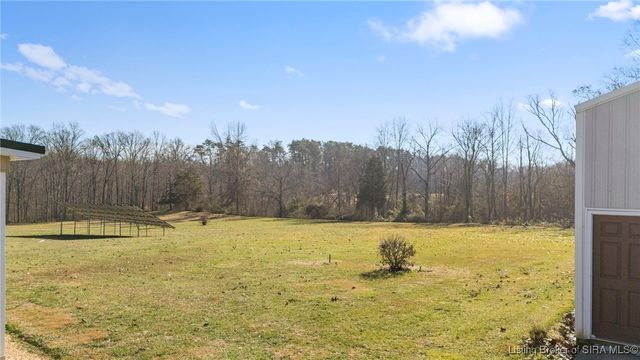 10605 W SR 56, Lexington, IN 47138