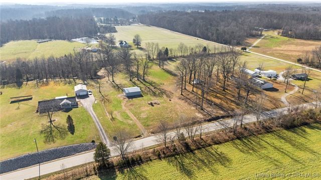 10605 W SR 56, Lexington, IN 47138