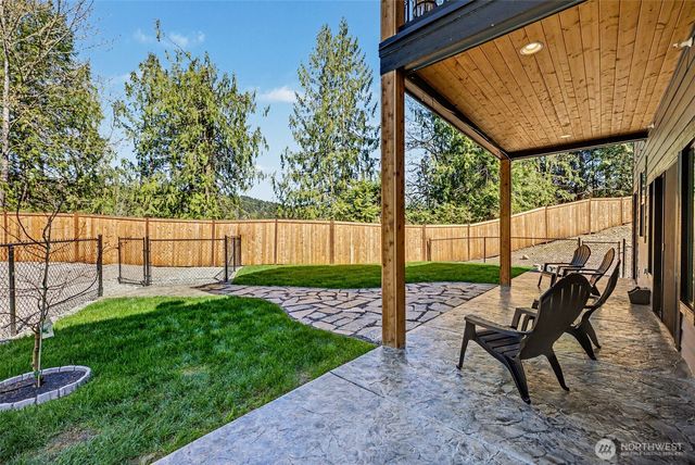 17823 214th Avenue Ct E, Orting, WA 98360