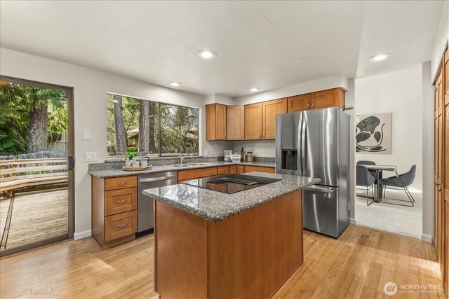 14715 NE 61st Court, Redmond, WA 98052