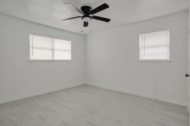 1108 Davis Street, Cleburne, TX 76033