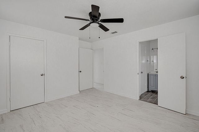 1108 Davis Street, Cleburne, TX 76033