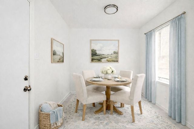 1108 Davis Street, Cleburne, TX 76033