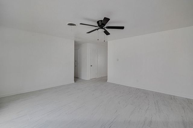 1108 Davis Street, Cleburne, TX 76033