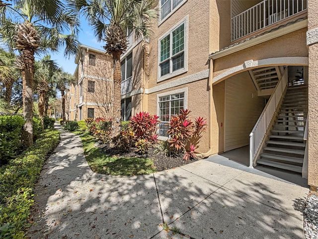1203 BAY CLUB CIRCLE 1203, Tampa, FL 33607
