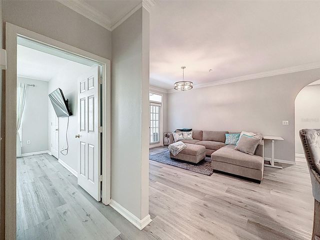 1203 BAY CLUB CIRCLE 1203, Tampa, FL 33607