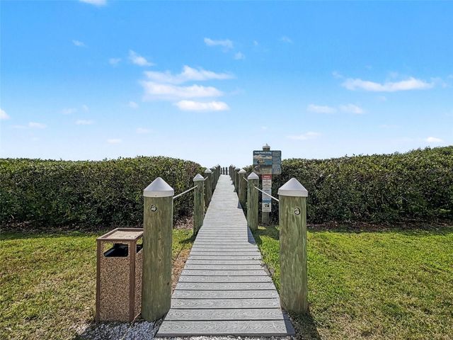 1203 BAY CLUB CIRCLE 1203, Tampa, FL 33607