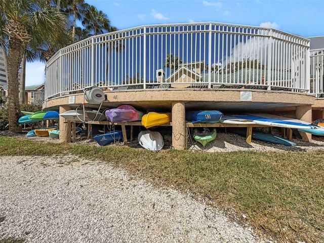 1203 BAY CLUB CIRCLE 1203, Tampa, FL 33607