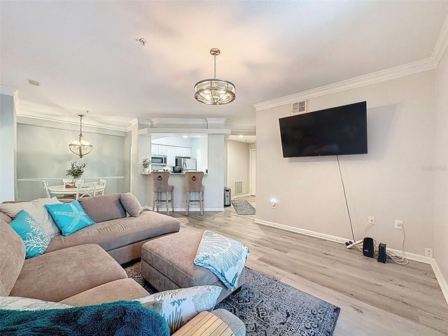 1203 BAY CLUB CIRCLE 1203, Tampa, FL 33607