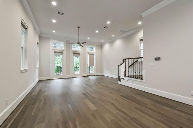 5308 S Capitol Street, Houston, TX 77023