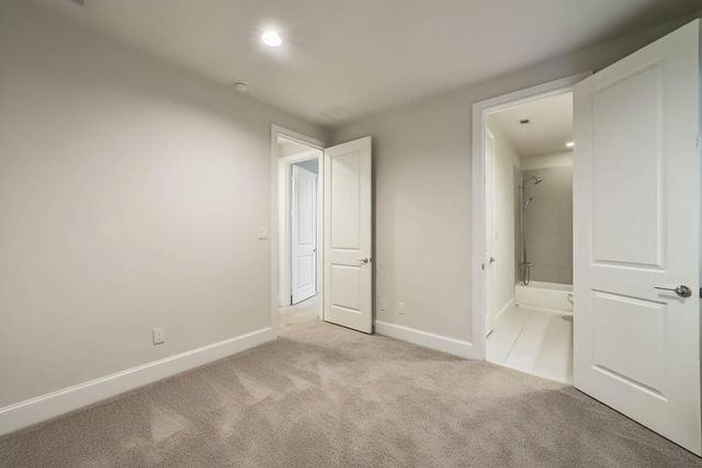 5308 S Capitol Street, Houston, TX 77023