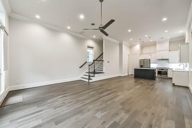 5308 S Capitol Street, Houston, TX 77023