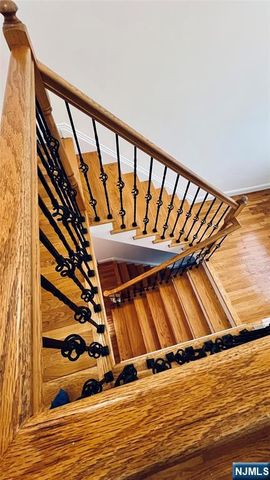 212 7th Street A, Palisades Park, NJ 07650