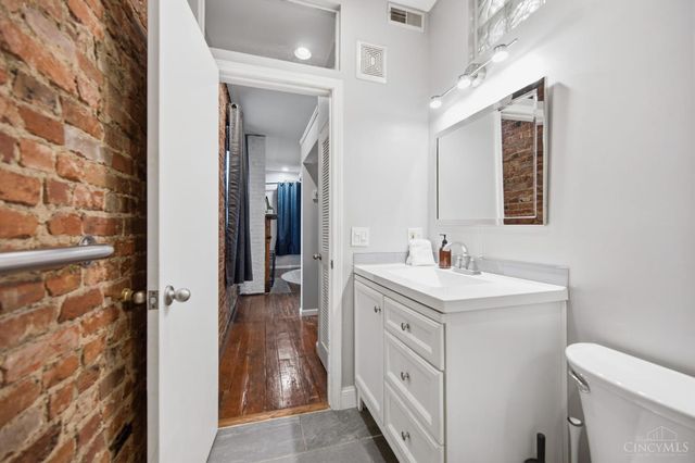 111 E Thirteenth Street, Cincinnati, OH 45202