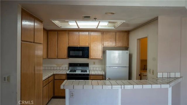 10371 Garden Grove Blvd 8, Garden Grove, CA 92843