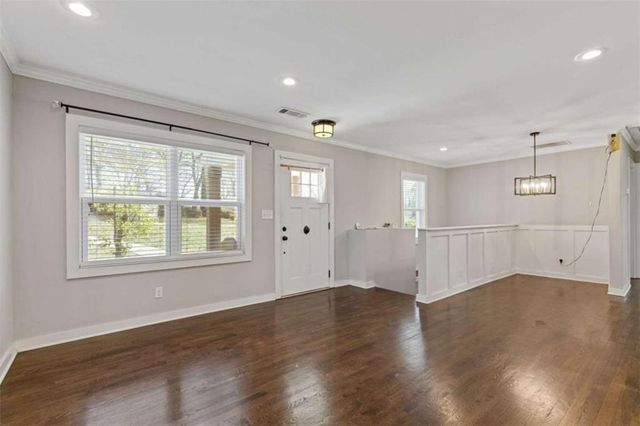 2779 Horse Shoe Drive, Atlanta, GA 30316