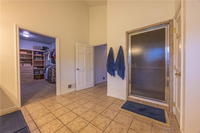 100 Clover Ln, South Union Twp, PA 15401