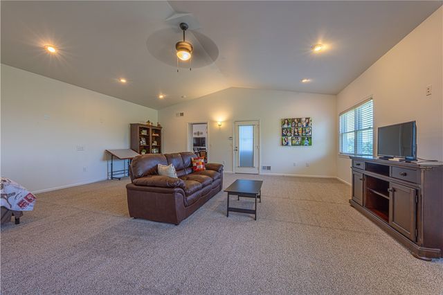 100 Clover Ln, South Union Twp, PA 15401