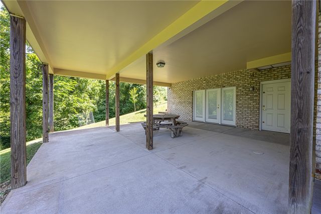 100 Clover Ln, South Union Twp, PA 15401