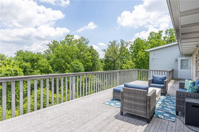 100 Clover Ln, South Union Twp, PA 15401