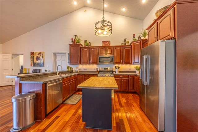 100 Clover Ln, South Union Twp, PA 15401