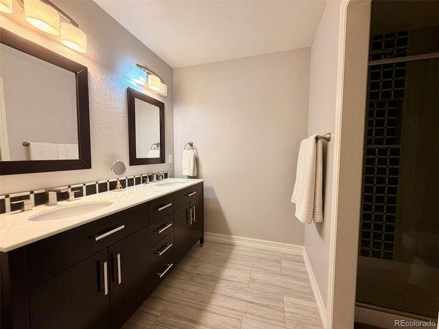 26804 E Mineral Drive, Aurora, CO 80016