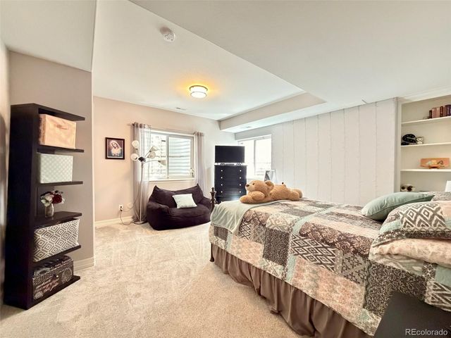 26804 E Mineral Drive, Aurora, CO 80016