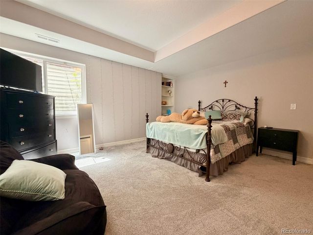 26804 E Mineral Drive, Aurora, CO 80016