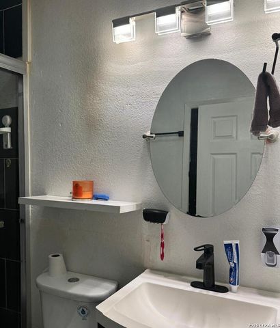 2814 Mosscircle Dr., San Antonio, TX 78224