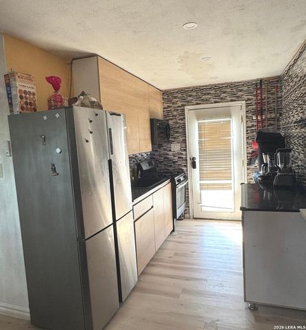 2814 Mosscircle Dr., San Antonio, TX 78224