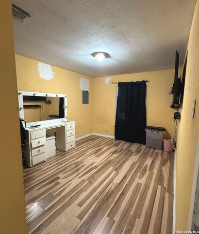 2814 Mosscircle Dr., San Antonio, TX 78224