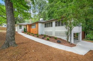5975 Brookgreen Rd, Sandy Springs, GA 30328