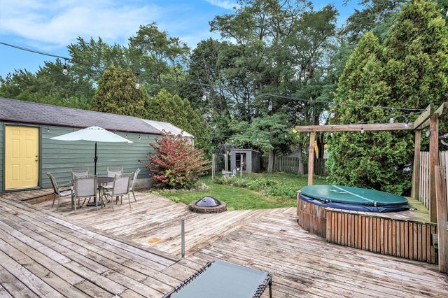 1228 Spring Avenue NE, Grand Rapids, MI 49505