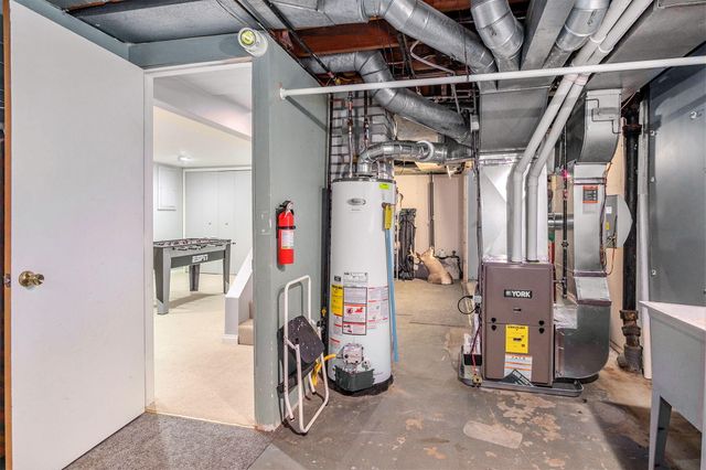 1228 Spring Avenue NE, Grand Rapids, MI 49505