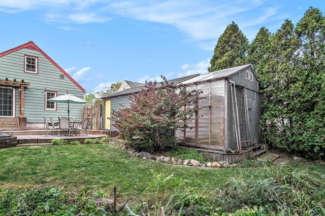 1228 Spring Avenue NE, Grand Rapids, MI 49505